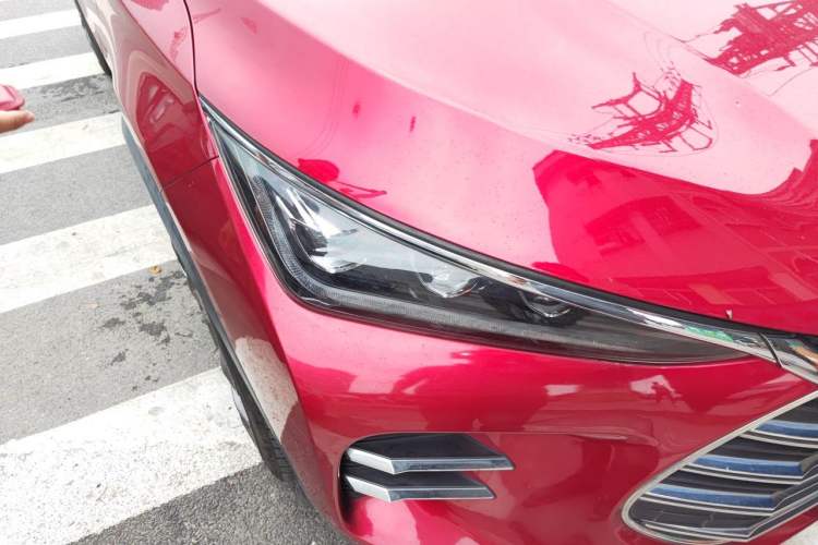 Used BYD Tang New Energy 2018 DM 2.0T All-Wheel Drive Smart Connect Advanced Model 7 Seats China V Emission Standard Right Front Headlight