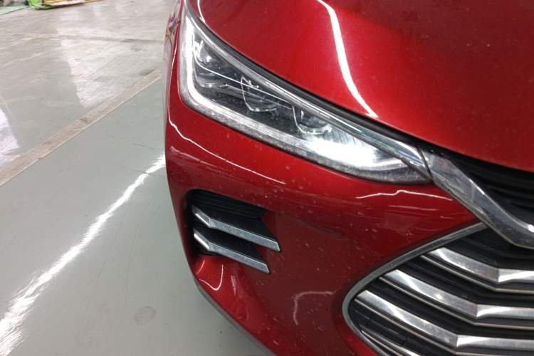 Used BYD Tang New Energy 2018 DM 2.0T All-Wheel Drive Smart Connect Advanced Model 7 Seats China V Emission Standard Right Front Headlight