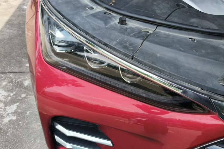 Used BYD Tang New Energy 2018 DM 2.0T All-Wheel Drive Smart Connect Innovation Model 5 Seats China V Emission Standard Right Front Headlight