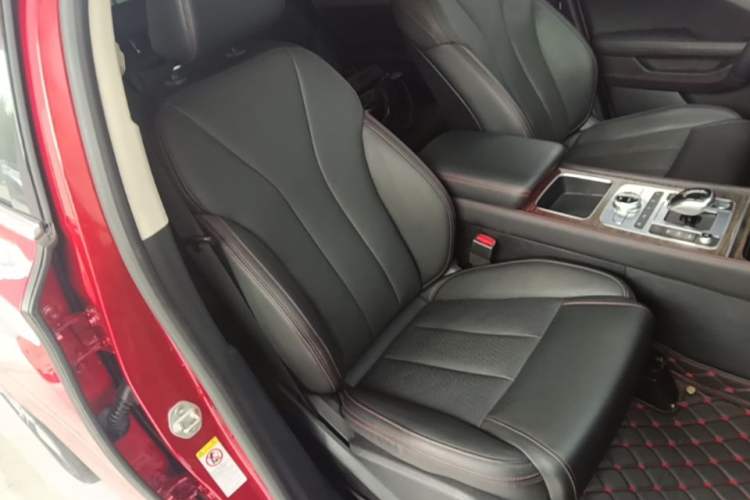 Used BYD Tang New Energy 2018 DM 2.0T All-Wheel Drive Smart Connectivity Luxury Model 7 Seats China V Emission Standard Right Front Seat