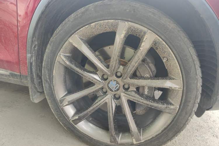 Used BYD Tang New Energy 2018 DM 2.0T All-Wheel Drive Smart Connect Advanced Model 7 Seats China V Emission Standard Right Front Wheel Hub