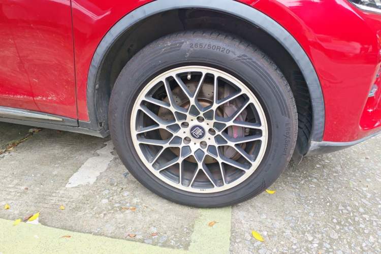 Used BYD Tang New Energy 2018 DM 2.0T All-Wheel Drive Smart Connect Elite 7-Seater China V Emission Standard Right Front Wheel Hub