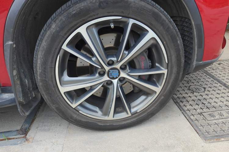 Used BYD Tang New Energy 2018 DM 2.0T All-Wheel Drive Smart Connectivity Enjoyment Model 5 Seats China V Emission Standard Right Front Wheel Hub