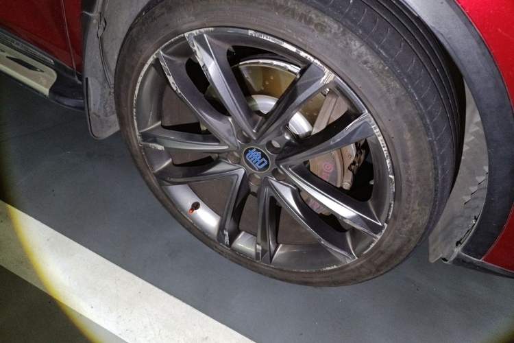 Used BYD Tang New Energy 2018 DM 2.0T All-Wheel Drive Smart Connect Elite 7-Seater China V Emission Standard Right Front Wheel Hub