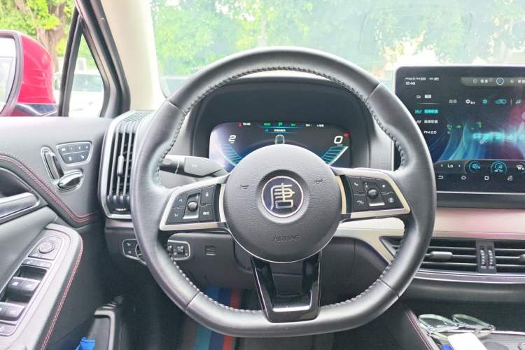 Used BYD Tang New Energy 2018 DM 2.0T All-Wheel Drive Smart Connect Elite 7-Seater China V Emission Standard Steering Wheel