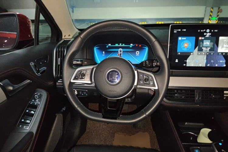 Used BYD Tang New Energy 2018 DM 2.0T All-Wheel Drive Smart Connectivity Luxury Model 7 Seats China V Emission Standard Steering Wheel