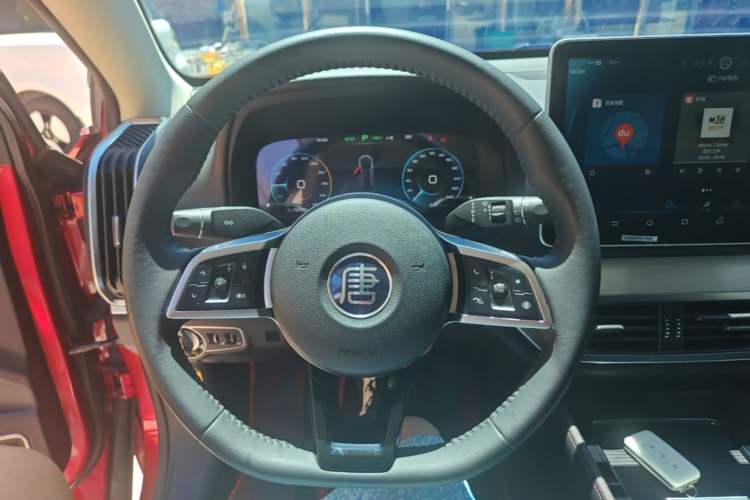Used BYD Tang New Energy 2018 DM 2.0T All-Wheel Drive Smart Connect Genesis Edition 7 Seats China V Emission Standard Steering Wheel