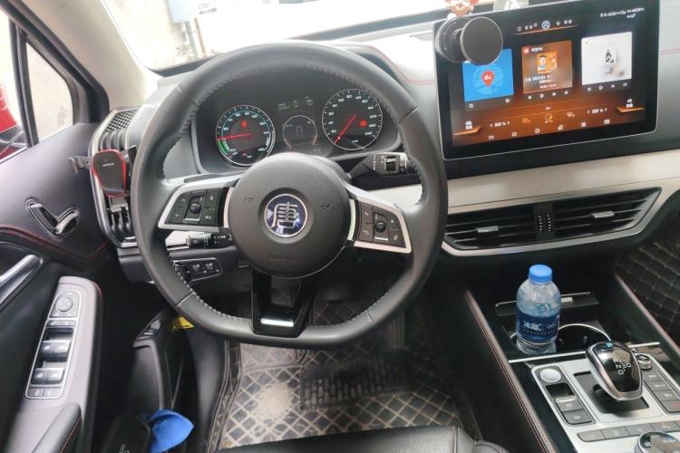 Used BYD Tang New Energy 2018 DM 2.0T All-Wheel Drive Smart Connect Advanced Model 7 Seats China V Emission Standard Steering Wheel