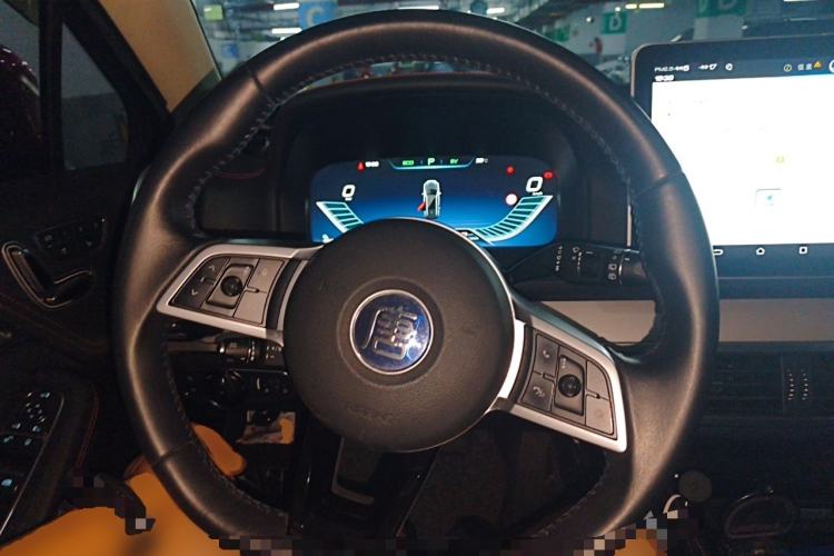 Used BYD Tang New Energy 2018 DM 2.0T All-Wheel Drive Smart Connectivity Enjoyment Model 5 Seats China V Emission Standard Steering Wheel