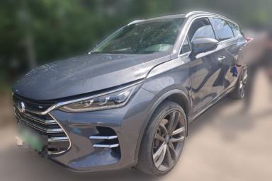 Used BYD Tang New Energy 2018 DM 2.0T All-Wheel Drive Smart Connect Genesis Edition 7 Seats China V Emission Standard