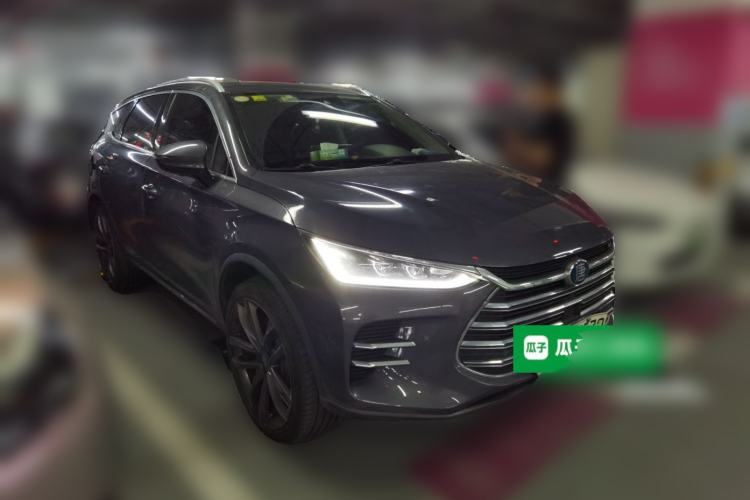 Used BYD Tang New Energy 2018 DM 2.0T All-Wheel Drive Smart Connectivity Luxury Model 7 Seats China V Emission Standard Front Right 45 Deg