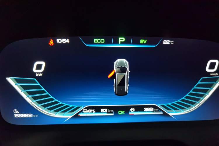 Used BYD Tang New Energy 2018 DM 2.0T All-Wheel Drive Smart Connectivity Luxury Model 7 Seats China V Emission Standard Instrument Cluster