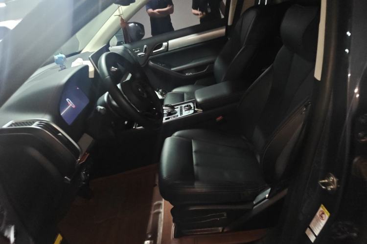 Used BYD Tang New Energy 2018 DM 2.0T All-Wheel Drive Smart Connectivity Luxury Model 7 Seats China V Emission Standard Left Front Seat