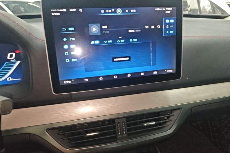 Used BYD Tang New Energy 2018 DM 2.0T All-Wheel Drive Smart Connectivity Luxury Model 7 Seats China V Emission Standard Audio And AC Panel
