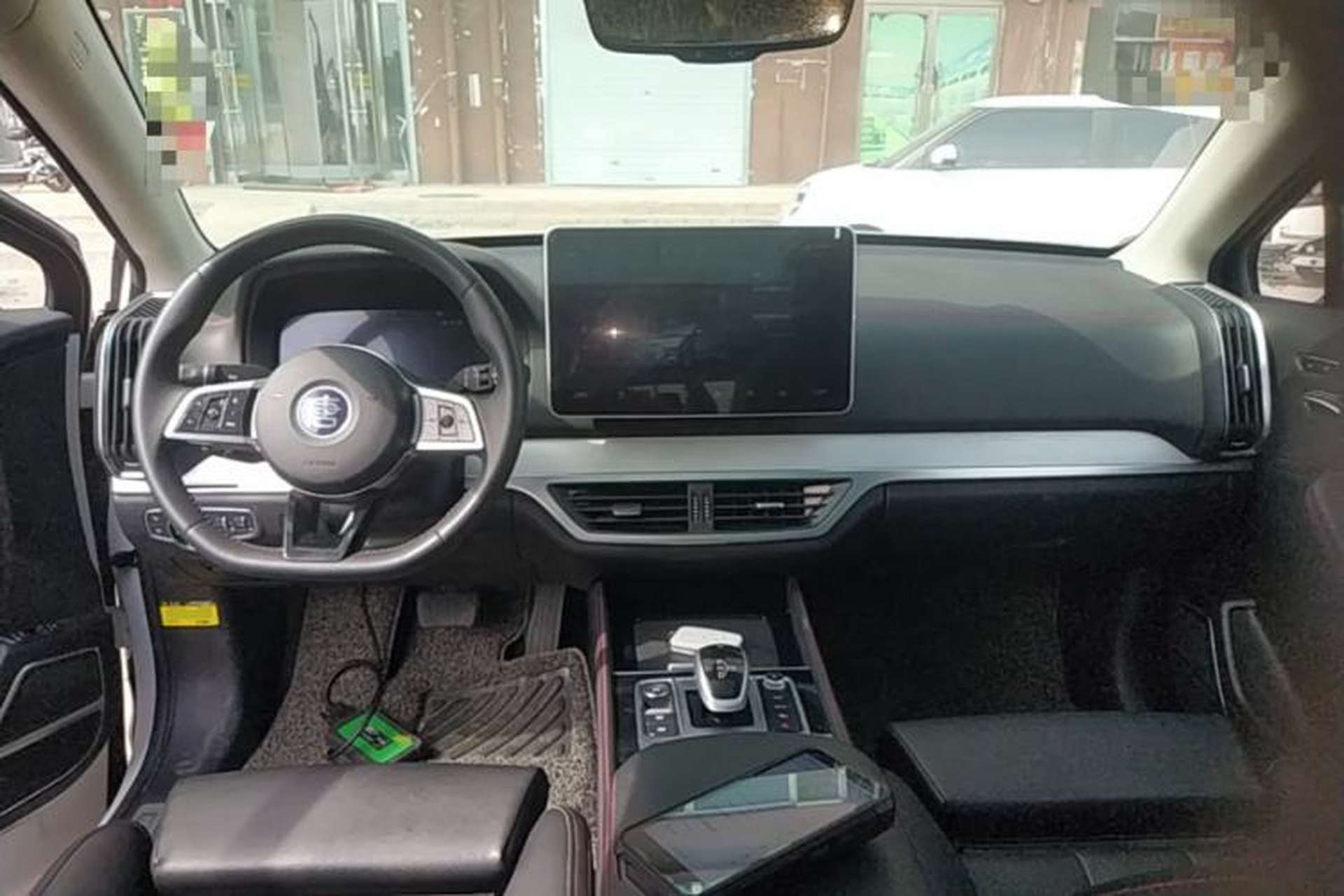 Used BYD Tang New Energy 2018 DM 2.0T All-Wheel Drive Smart Connect Genesis Edition 7 Seats China V Emission Standard Center Console