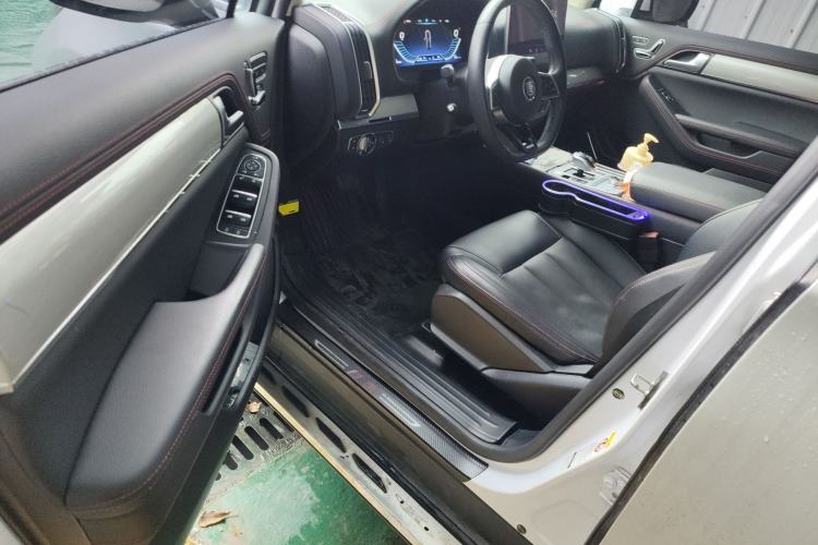 Used BYD Tang New Energy 2018 DM 2.0T All-Wheel Drive Smart Connectivity Enjoyment Model 5 Seats China V Emission Standard Driver Seat