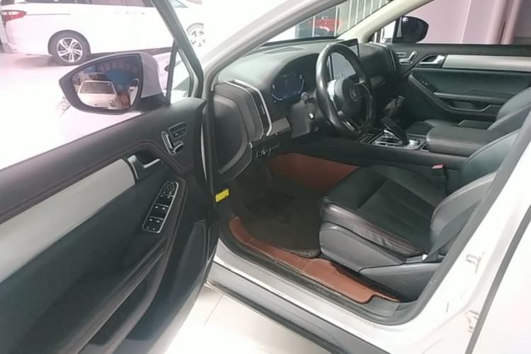 Used BYD Tang New Energy 2018 DM 2.0T All-Wheel Drive Smart Connectivity Luxury Model 7 Seats China V Emission Standard Driver Seat