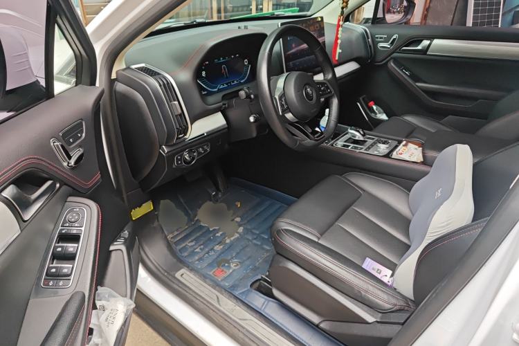 Used BYD Tang New Energy 2018 DM 2.0T All-Wheel Drive Smart Connectivity Luxury Model 7 Seats China V Emission Standard Driver Seat