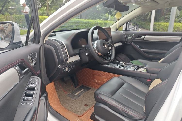 Used BYD Tang New Energy 2018 DM 2.0T All-Wheel Drive Smart Connectivity Luxury Model 7 Seats China V Emission Standard Driver Seat
