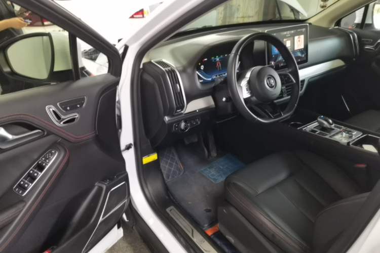 Used BYD Tang New Energy 2018 DM 2.0T All-Wheel Drive Smart Connectivity Luxury Model 7 Seats China V Emission Standard Driver Seat