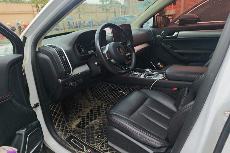 Used BYD Tang New Energy 2018 DM 2.0T All-Wheel Drive Smart Connect Advanced Model 7 Seats China V Emission Standard Driver Seat