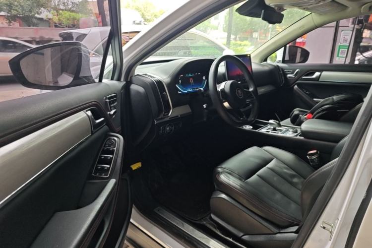 Used BYD Tang New Energy 2018 DM 2.0T All-Wheel Drive Smart Connectivity Luxury Model 7 Seats China V Emission Standard Driver Seat
