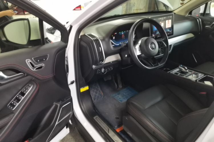 Used BYD Tang New Energy 2018 DM 2.0T All-Wheel Drive Smart Connectivity Luxury Model 7 Seats China V Emission Standard Driver Seat