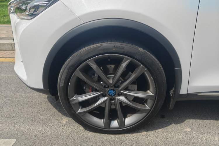 Used BYD Tang New Energy 2018 DM 2.0T All-Wheel Drive Smart Connect Elite 7-Seater China V Emission Standard Exterior 10