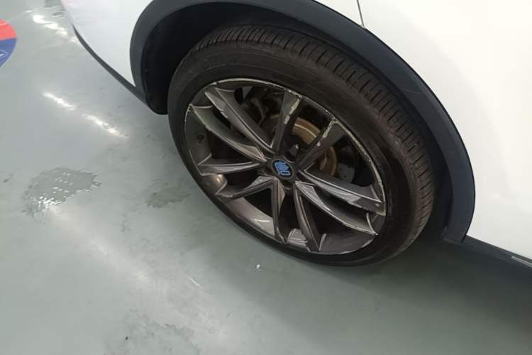 Used BYD Tang New Energy 2018 DM 2.0T All-Wheel Drive Smart Connectivity Luxury Model 7 Seats China V Emission Standard Exterior 5