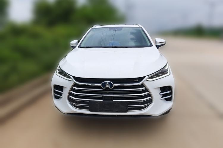 Used BYD Tang New Energy 2018 DM 2.0T All-Wheel Drive Smart Connectivity Luxury Model 7 Seats China V Emission Standard Front
