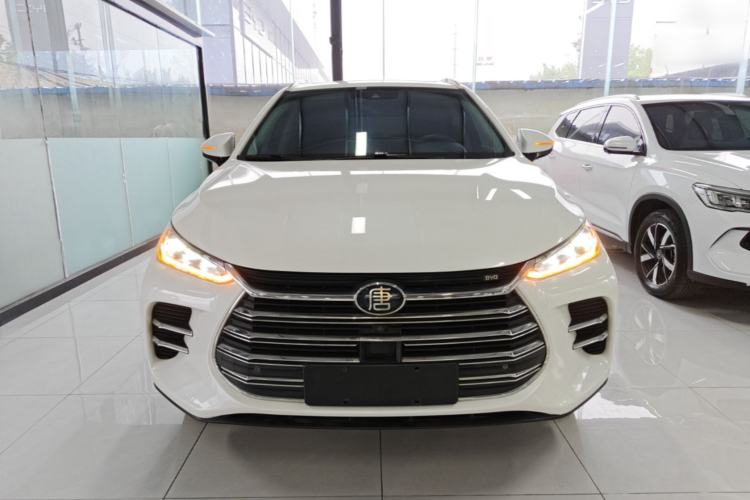Used BYD Tang New Energy 2018 DM 2.0T All-Wheel Drive Smart Connect Elite 7-Seater China V Emission Standard Front