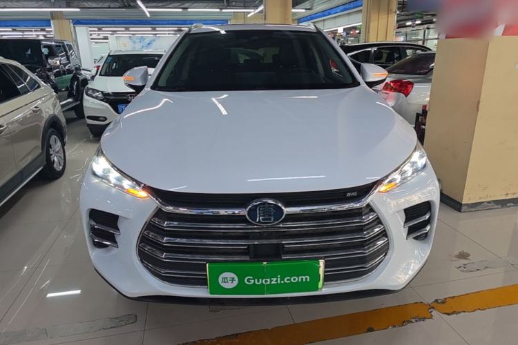 Used BYD Tang New Energy 2018 DM 2.0T All-Wheel Drive Smart Connectivity Luxury Model 7 Seats China V Emission Standard Front