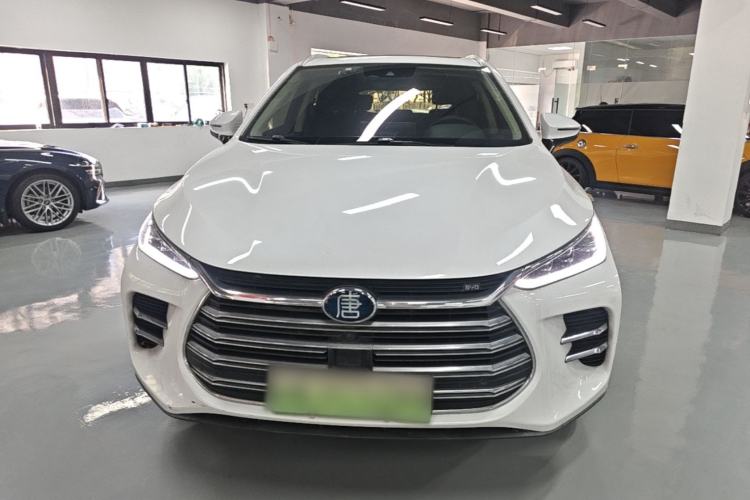 Used BYD Tang New Energy 2018 DM 2.0T All-Wheel Drive Smart Connectivity Luxury Model 7 Seats China V Emission Standard Front