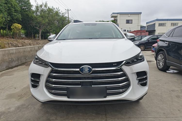 Used BYD Tang New Energy 2018 DM 2.0T All-Wheel Drive Smart Connectivity Luxury Model 7 Seats China V Emission Standard Front