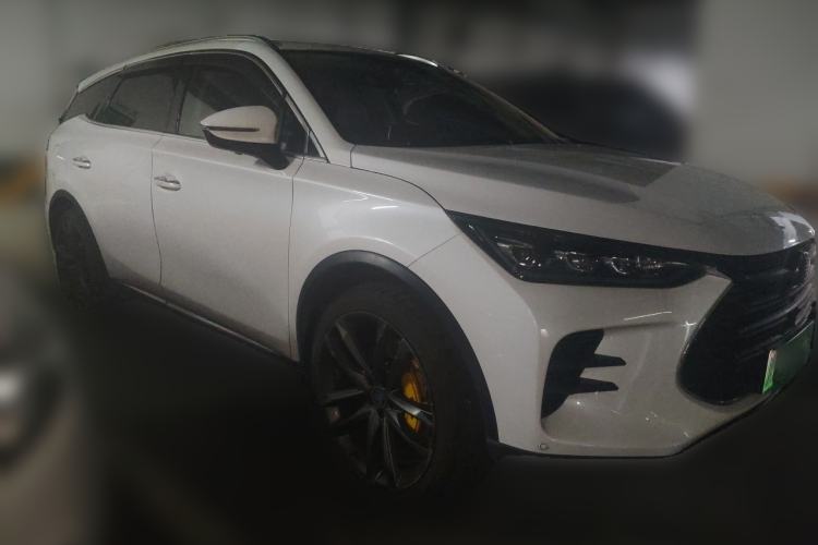 Used BYD Tang New Energy 2018 DM 2.0T All-Wheel Drive Smart Connectivity Luxury Model 7 Seats China V Emission Standard Front Right 45 Deg