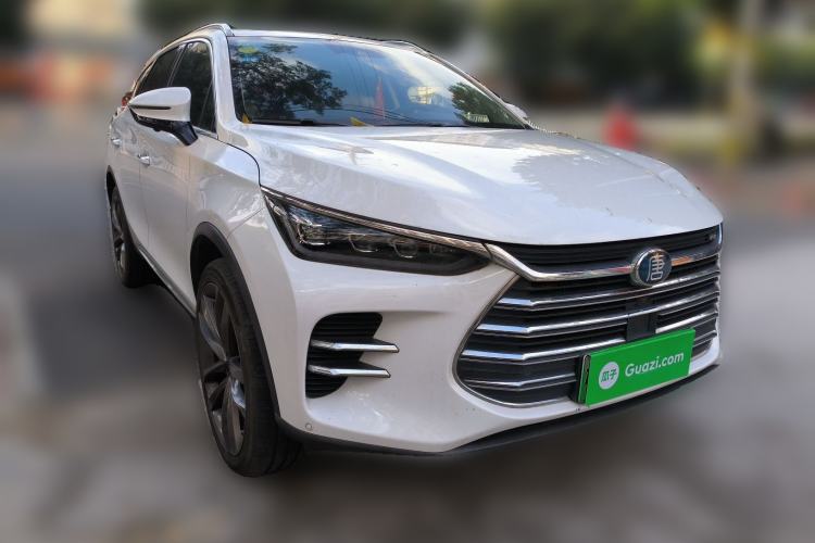 Used BYD Tang New Energy 2018 DM 2.0T All-Wheel Drive Smart Connect Advanced Model 7 Seats China V Emission Standard Front Right 45 Deg