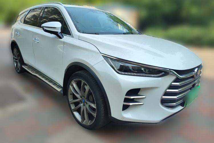 Used BYD Tang New Energy 2018 DM 2.0T All-Wheel Drive Smart Connectivity Luxury Model 7 Seats China V Emission Standard Front Right 45 Deg