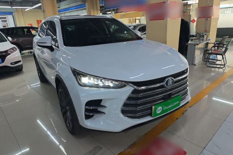 Used BYD Tang New Energy 2018 DM 2.0T All-Wheel Drive Smart Connectivity Luxury Model 7 Seats China V Emission Standard Front Right 45 Deg