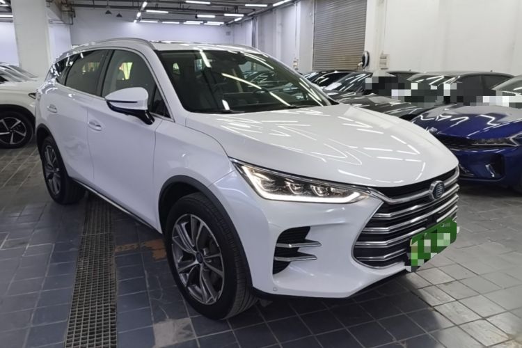 Used BYD Tang New Energy 2018 DM 2.0T All-Wheel Drive Smart Connectivity Enjoyment Model 5 Seats China V Emission Standard Front Right 45 Deg