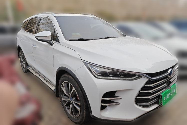 Used BYD Tang New Energy 2018 DM 2.0T All-Wheel Drive Smart Connect Advanced Model 7 Seats China V Emission Standard Front Right 45 Deg