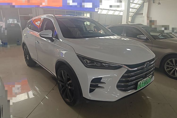 Used BYD Tang New Energy 2018 DM 2.0T All-Wheel Drive Smart Connectivity Luxury Model 7 Seats China V Emission Standard Front Right 45 Deg