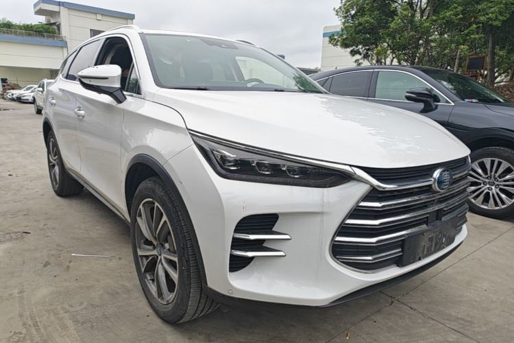 Used BYD Tang New Energy 2018 DM 2.0T All-Wheel Drive Smart Connectivity Luxury Model 7 Seats China V Emission Standard Front Right 45 Deg