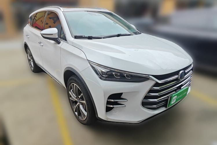 Used BYD Tang New Energy 2018 DM 2.0T All-Wheel Drive Smart Connectivity Luxury Model 7 Seats China V Emission Standard Front Right 45 Deg
