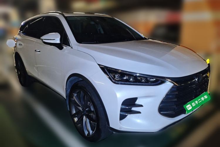 Used BYD Tang New Energy 2018 DM 2.0T All-Wheel Drive Smart Connect Genesis Edition 7 Seats China V Emission Standard Front Right 45 Deg