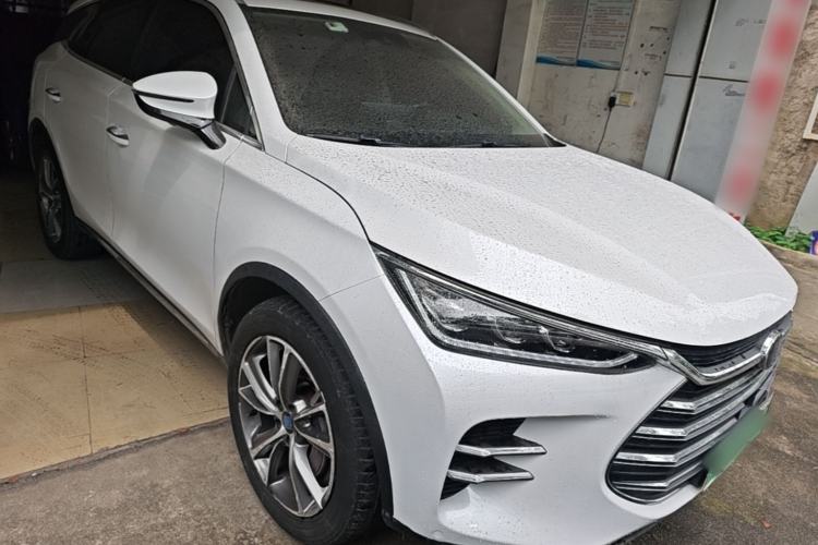 Used BYD Tang New Energy 2018 DM 2.0T All-Wheel Drive Smart Connectivity Luxury Model 7 Seats China V Emission Standard Front Right 45 Deg
