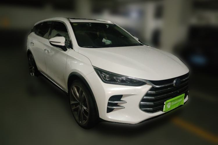 Used BYD Tang New Energy 2018 DM 2.0T All-Wheel Drive Smart Connect Genesis Edition 7 Seats China V Emission Standard Front Right 45 Deg