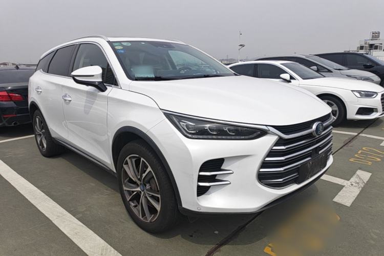 Used BYD Tang New Energy 2018 DM 2.0T All-Wheel Drive Smart Connectivity Luxury Model 7 Seats China V Emission Standard Front Right 45 Deg