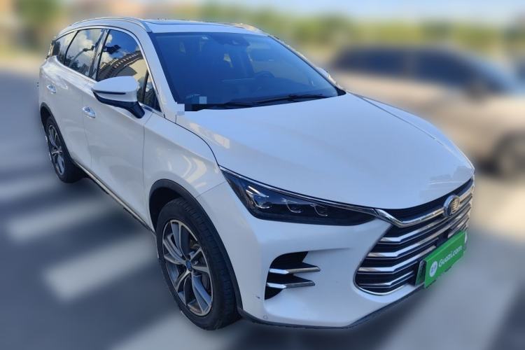Used BYD Tang New Energy 2018 DM 2.0T All-Wheel Drive Smart Connectivity Enjoyment Model 5 Seats China V Emission Standard Front Right 45 Deg