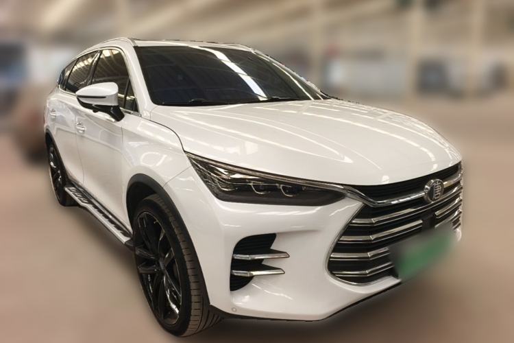 Used BYD Tang New Energy 2018 DM 2.0T All-Wheel Drive Smart Connect Advanced Model 7 Seats China V Emission Standard Front Right 45 Deg