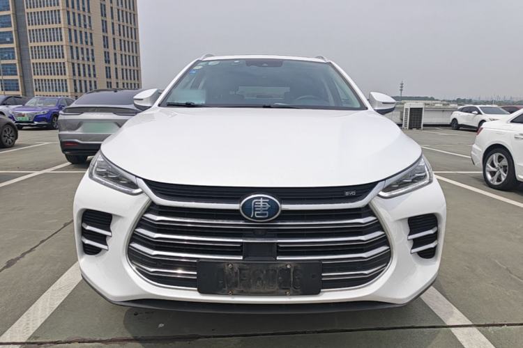 Used BYD Tang New Energy 2018 DM 2.0T All-Wheel Drive Smart Connectivity Luxury Model 7 Seats China V Emission Standard Front
